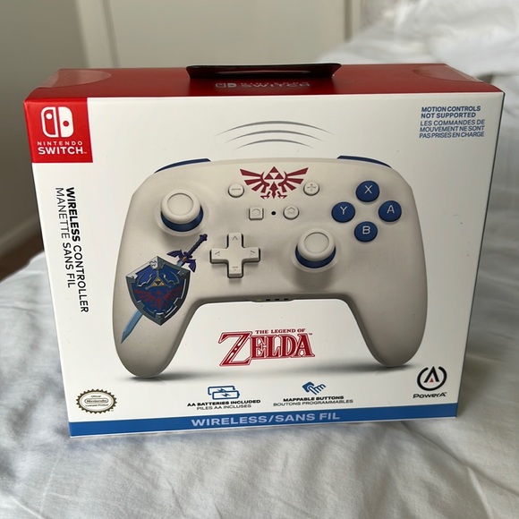 Zelda Nintendo Switch Controller - Picture 1 of 4